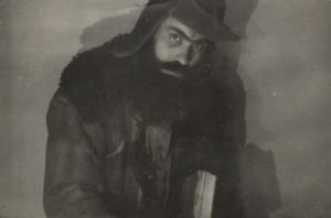 Иван Чаушев в пиесата "Безкрайни простори"